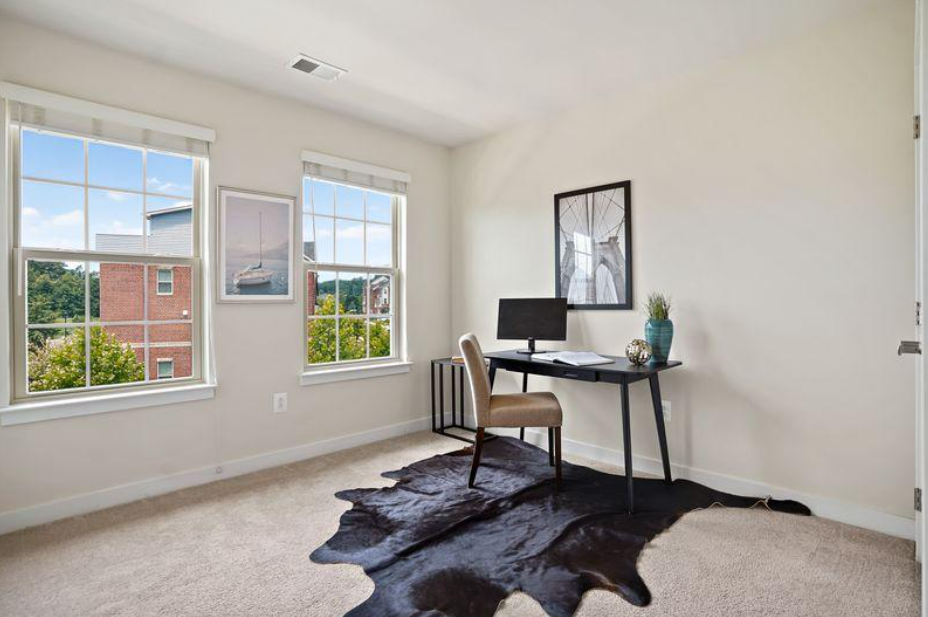 Staged home office after professional staging at 5722 Richmanor Terrace Upper Marlboro Maryland by Harvard Home Services