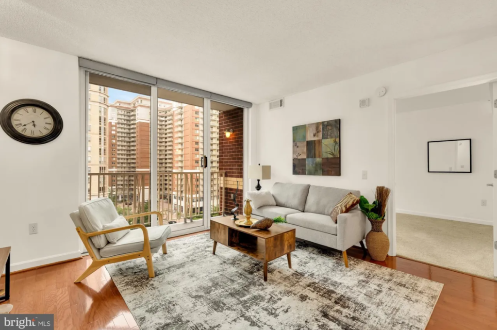 Professionally staged 2-bedroom condominium Ballston Arlington Virginia by Harvard Home Services
